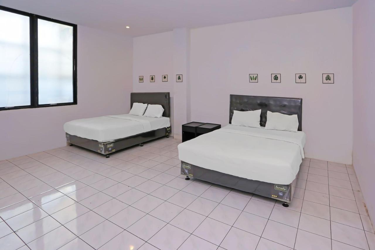 Collection O 92739 Hotel Pintu Besar Jakarta Buitenkant foto